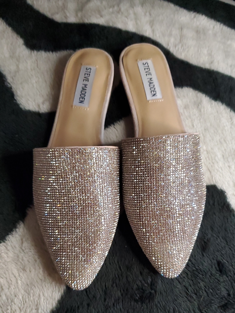 Steve Madden Bling Trace-R Rhinestone Shoes Size 8